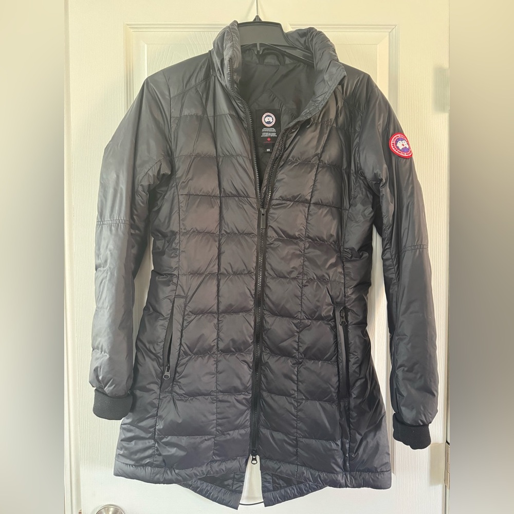 Canada Goose Women's Black Canada Goose Ellison packable jacket.